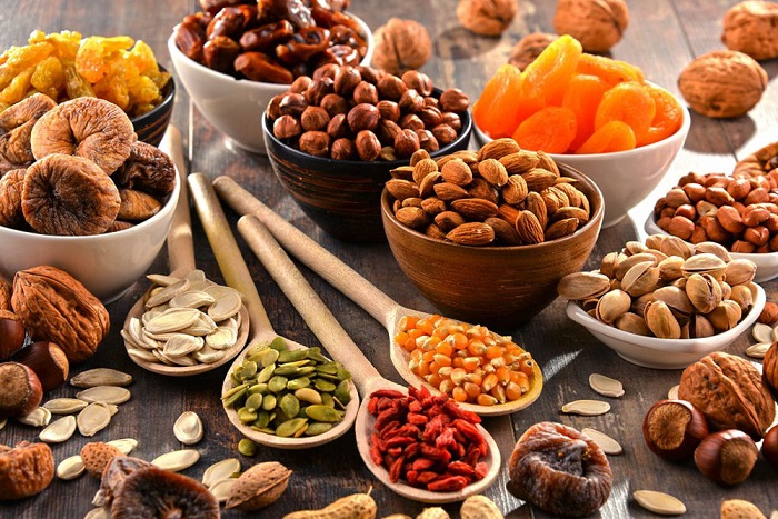 Các loại hạt dinh dưỡng có những tác dụng tốt đối với sức khỏe luôn là mặt hàng không thể thiếu trong giỏ quà Tết không rượu